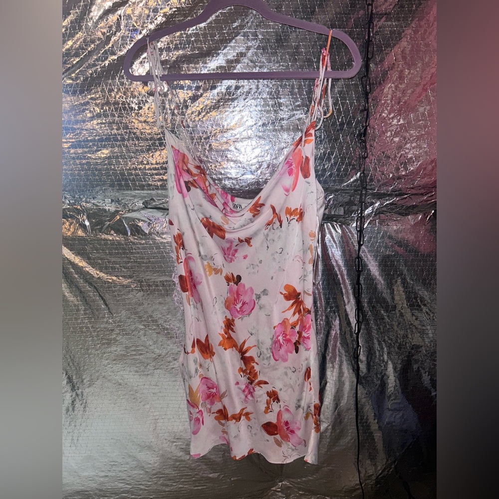 Zara Women’s Large Floral Mini Dress in Pink and Orange